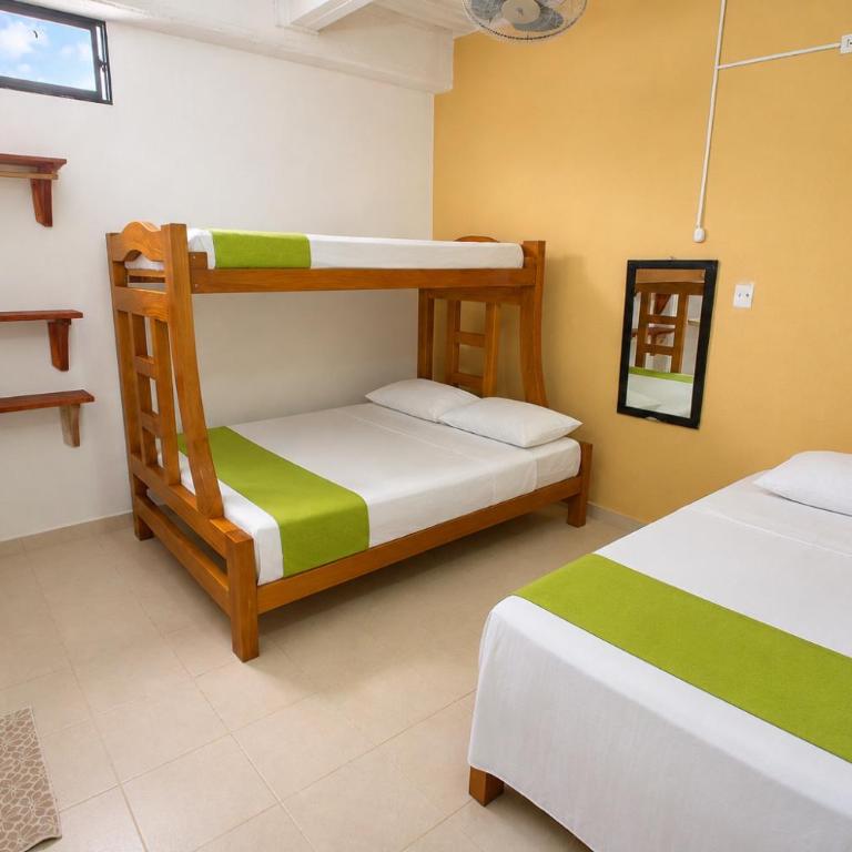 Ancestral Capurgana - Classic Quadruple Room - 2