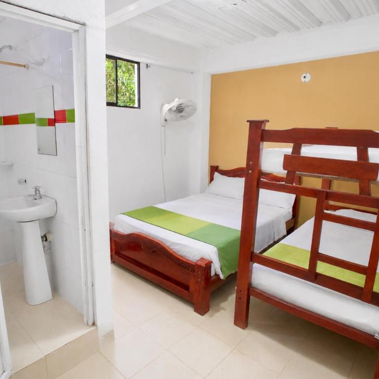 Ancestral Capurgana - Standard Quadruple Room - 2