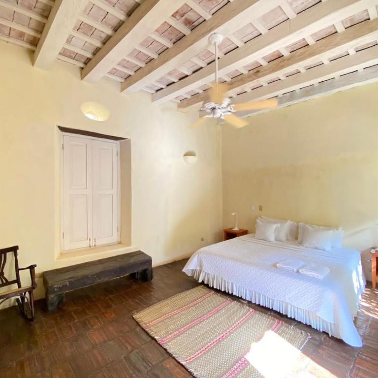 Villa de 6 habitaciones en el casco antiguo con piscina y vistas al mar - Vacation Home - 20