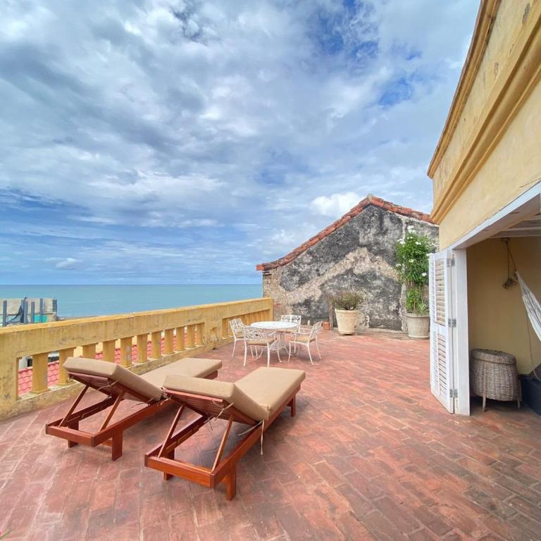 Villa de 6 habitaciones en el casco antiguo con piscina y vistas al mar - Vacation Home - 35