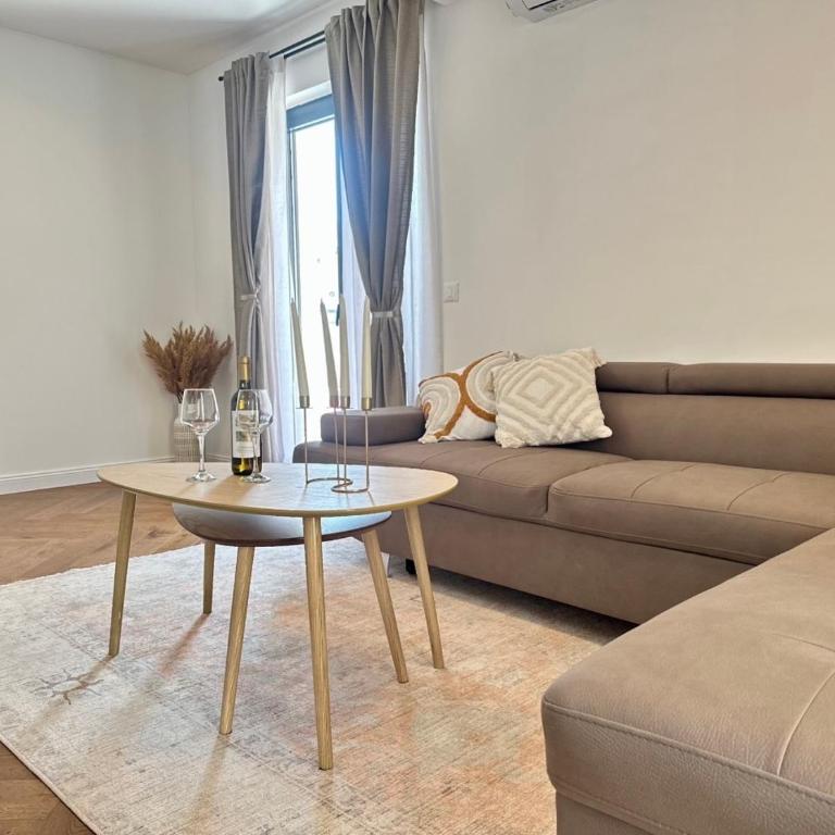 Superior apartment - Apartman s 2 Spavaće Sobe sa Balkonom i Terasom - 4