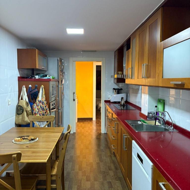 From Italy to Spain ! family suite - Apartamento de 2 dormitorios - 2