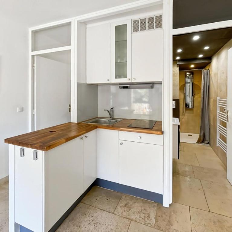 Studio with pool and beach access in Sanary-sur-Mer - Appartement 1 Chambre - 4