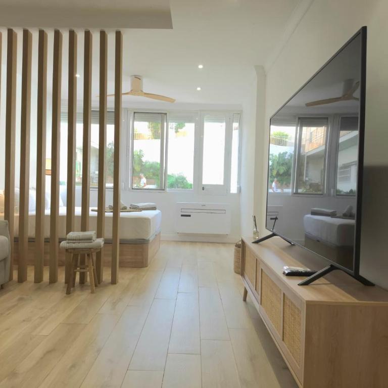BENYA - Renovated Studio with Pool and AC - Lift, Quiet Area of Playamar - Estudio - 29