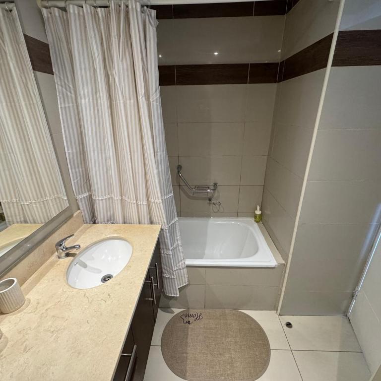 Providencia Central Suites - Two-Bedroom Apartment - 14