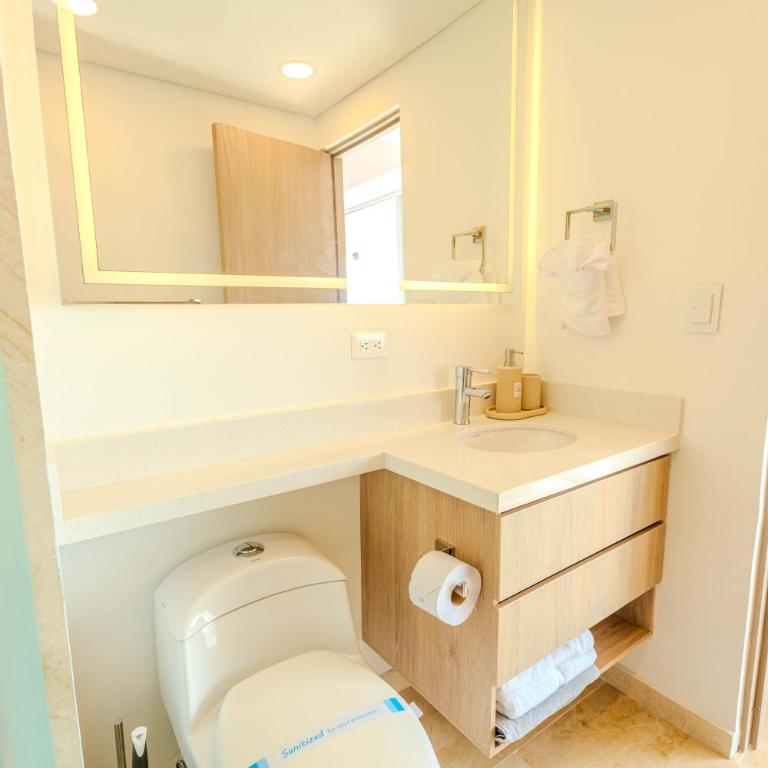 Apartamento con dos vistas al mar jacuzzi, baño turco jacuzzi con parqueadero y cerca al aeropuerto 8 20 - One-Bedroom Apartment - 12