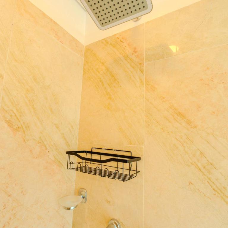 Apartamento con dos vistas al mar jacuzzi, baño turco jacuzzi con parqueadero y cerca al aeropuerto 8 20 - One-Bedroom Apartment - 14