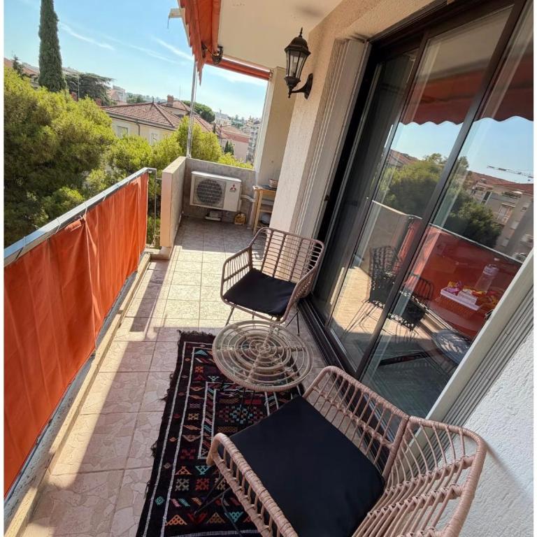 Appartement trois pièces spacieux à Cannes - Two-Bedroom Apartment - 6