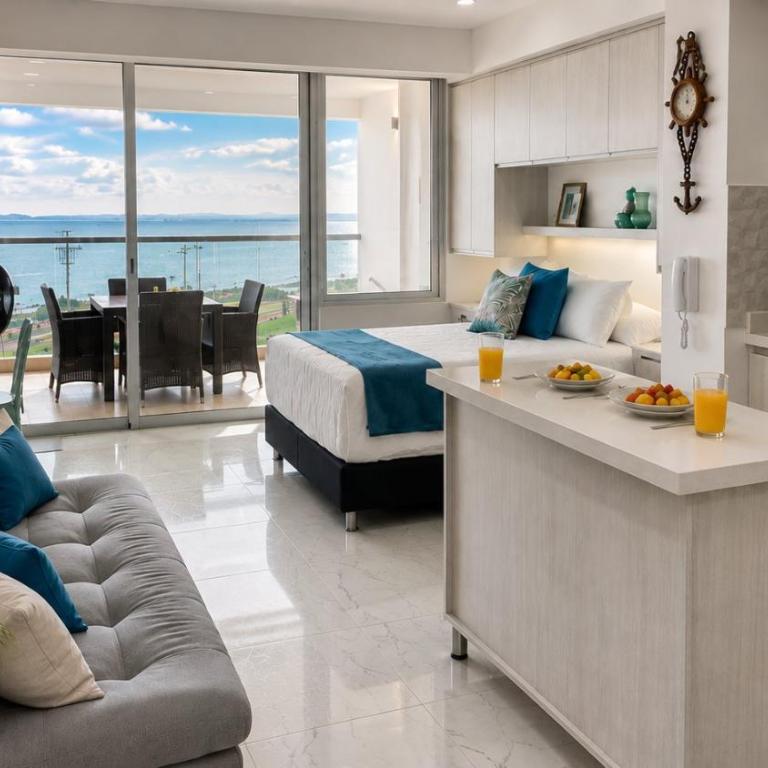 CB726 | Suite moderna frente al mar con balcón y cocina con isla - Queen Studio - 3