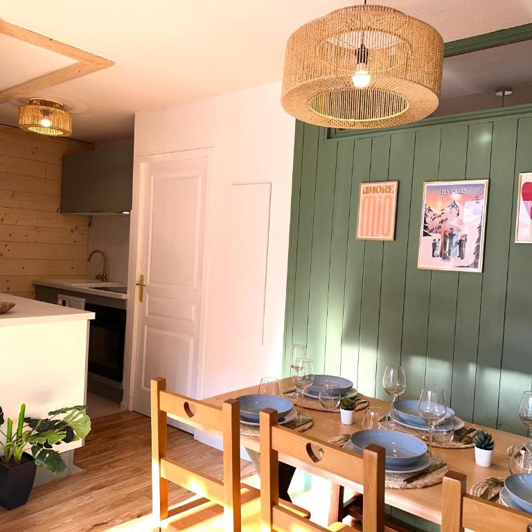 L'écrin des Orres au pied des pistes avec parking souterrain et box à skis - Two-Bedroom Apartment - 2