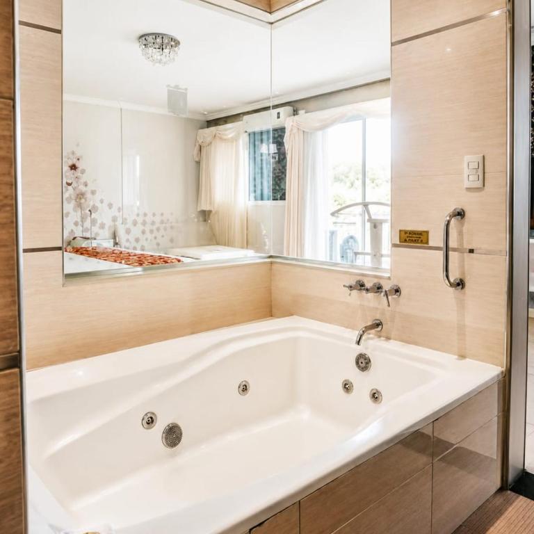 Froebel Apart 4 - One-Bedroom Apartment - 9