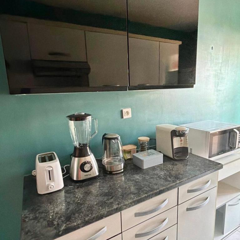 Appartement trois pièces spacieux à Cannes - Two-Bedroom Apartment - 9