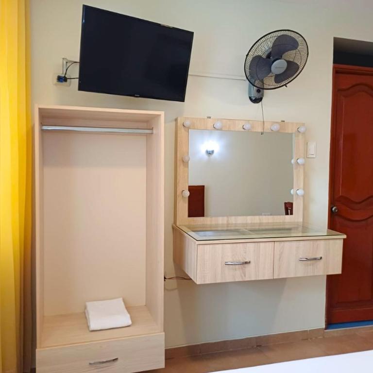 Hotel Olimpo - Deluxe Double Room with Balcony - 5