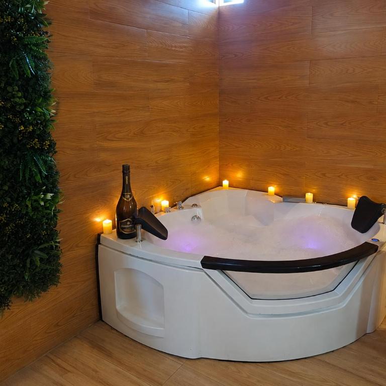 Hotel Olimpo - Suite with Spa Bath - 3