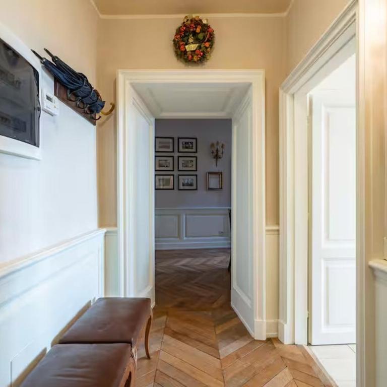 Historic Florentine Residence - Santo Spirito - Three-Bedroom Apartment - 19
