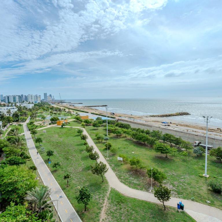 Apartamento con dos vistas al mar jacuzzi, baño turco jacuzzi con parqueadero y cerca al aeropuerto 8 20 - One-Bedroom Apartment - 24