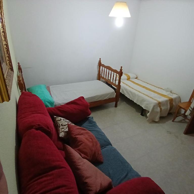Habitacion Privada 2 Personas Toledo - Habitación Doble con baño compartido - 1