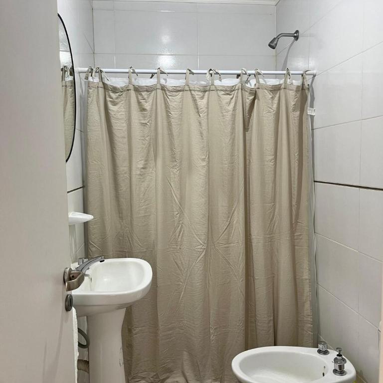Moderno departamento con cochera privada - Apartamento de 1 dormitorio con jardín - 9