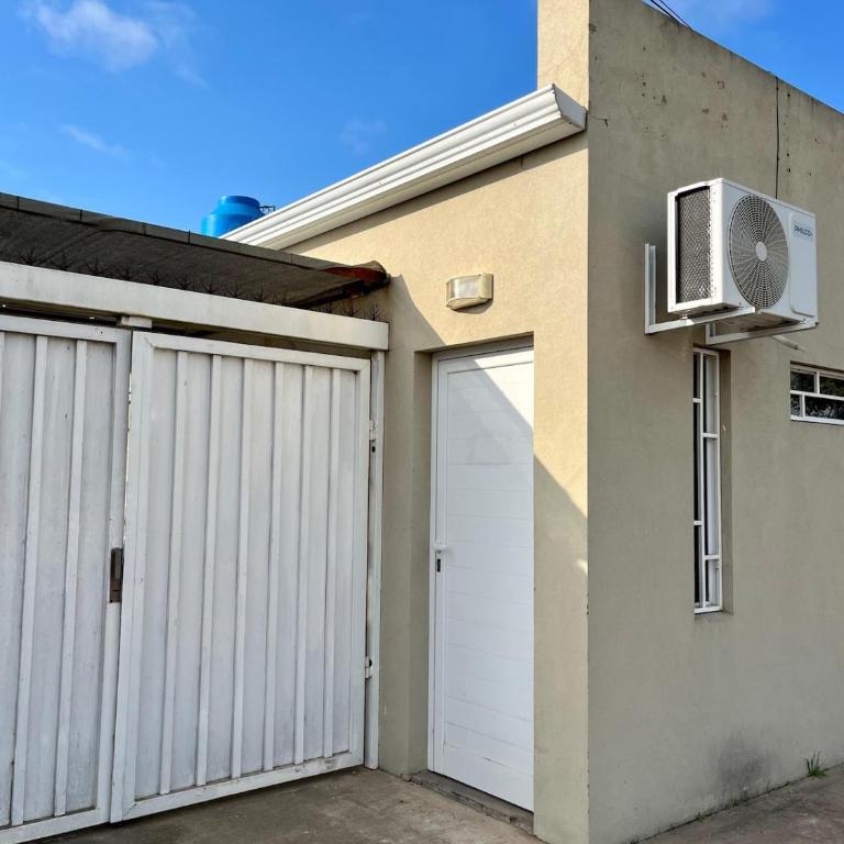 Moderno departamento con cochera privada - Apartamento de 1 dormitorio con jardín - 12