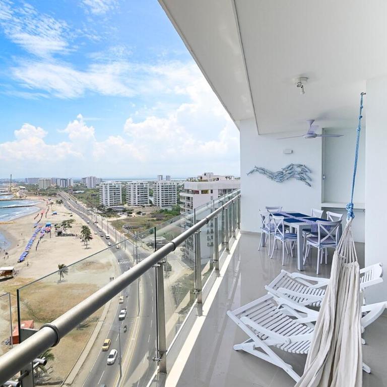 Luxury Oceanfront, Vista Infinita al Caribe - Two-Bedroom Apartment with View - 3