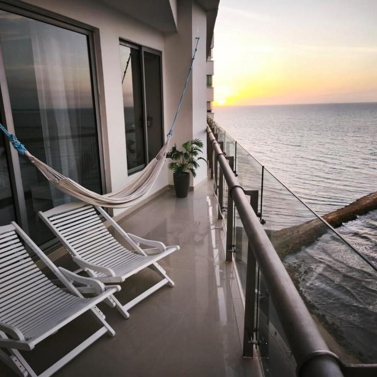 Luxury Oceanfront, Vista Infinita al Caribe - Two-Bedroom Apartment with View - 5