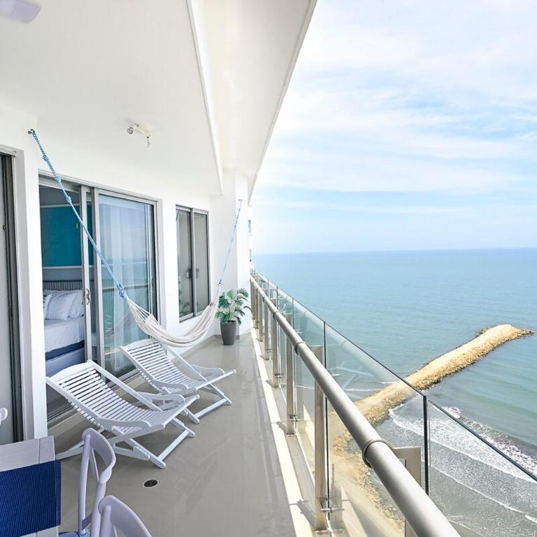 Luxury Oceanfront, Vista Infinita al Caribe - Two-Bedroom Apartment with View - 2