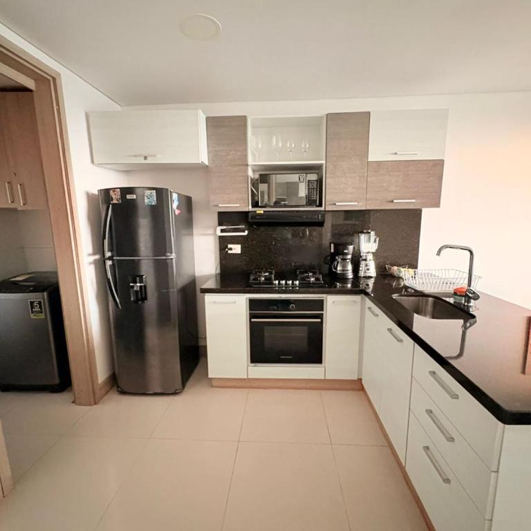 Palmetto Sunset - One-Bedroom Family Apartment - 32