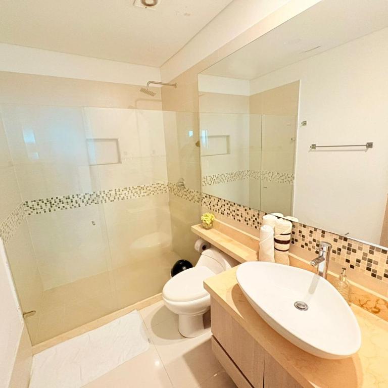 Palmetto Sunset - One-Bedroom Family Apartment - 23