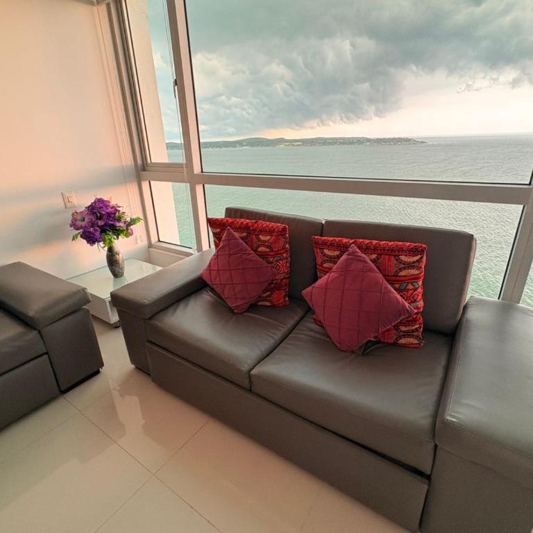 Palmetto Sunset - One-Bedroom Family Apartment - 24