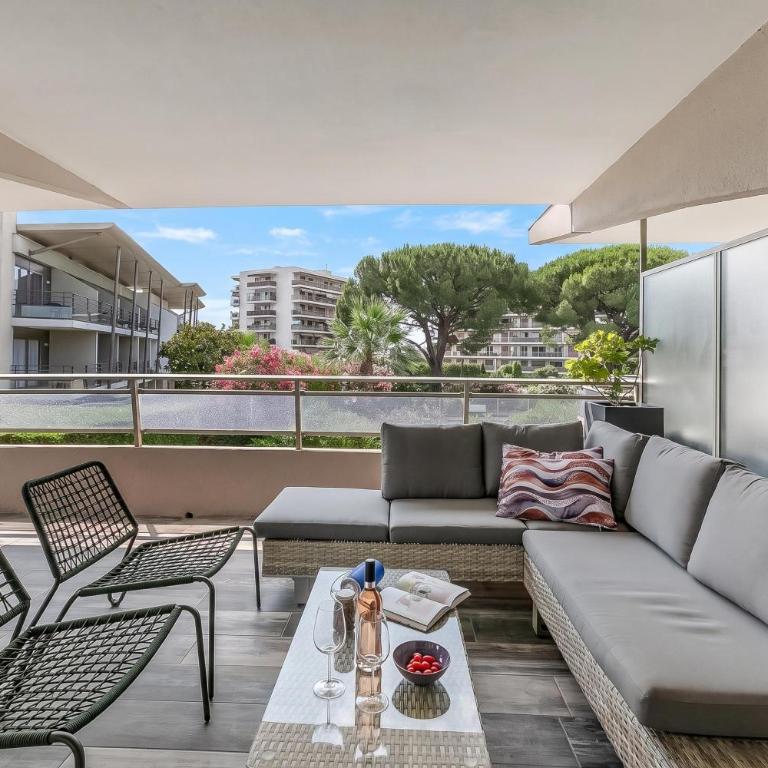Studio Near Beach, Sea View & Garage - Happy Rentals - Monolocale con Terrazza - 8