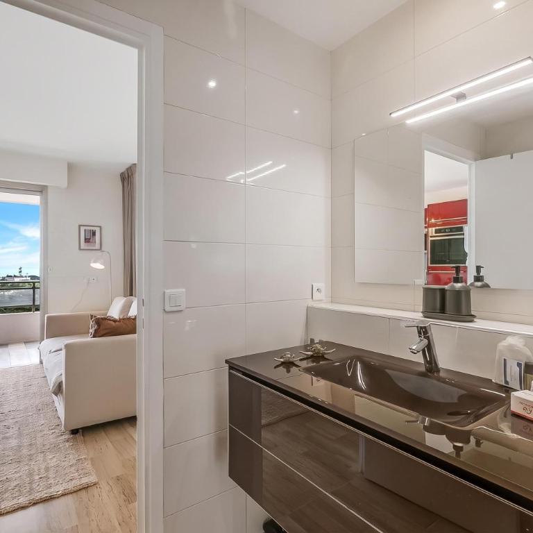 Studio Near Beach, Sea View & Garage - Happy Rentals - Monolocale con Terrazza - 22