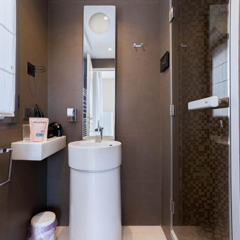Terrasses de Montfleury - Spacieux, 2 terrasses, parking privé, piscine, 15 min du Palais et Plages - Appartement avec Terrasse - 27