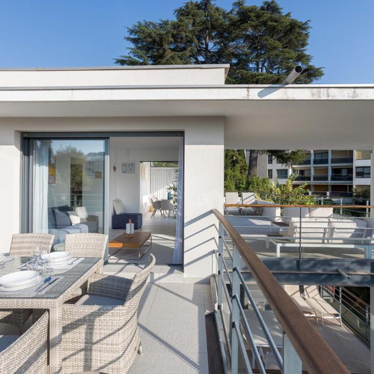 Terrasses de Montfleury - Spacieux, 2 terrasses, parking privé, piscine, 15 min du Palais et Plages - Appartement avec Terrasse - 1