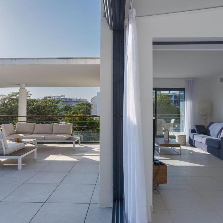 Terrasses de Montfleury - Spacieux, 2 terrasses, parking privé, piscine, 15 min du Palais et Plages - Appartement avec Terrasse - 6