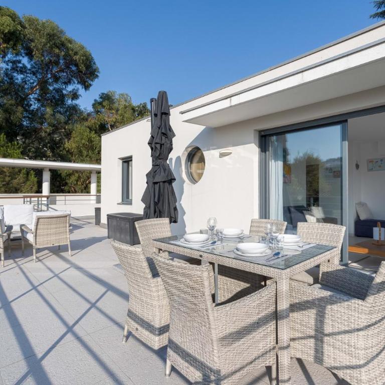 Terrasses de Montfleury - Spacieux, 2 terrasses, parking privé, piscine, 15 min du Palais et Plages - Appartement avec Terrasse - 17