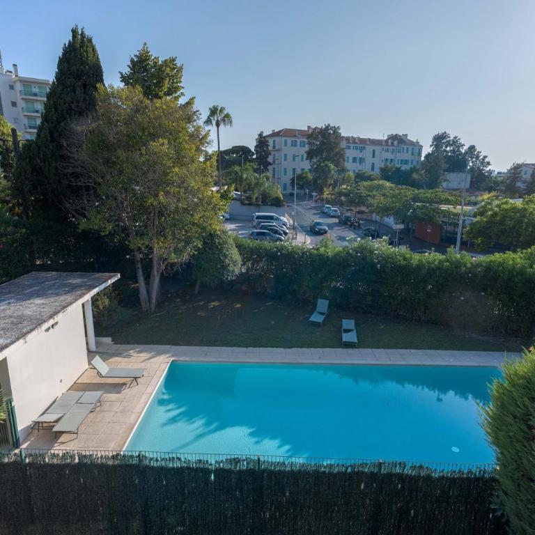 Terrasses de Montfleury - Spacieux, 2 terrasses, parking privé, piscine, 15 min du Palais et Plages - Appartement avec Terrasse - 5