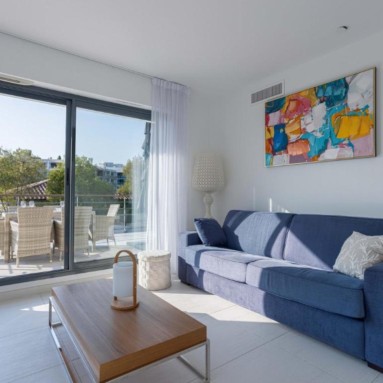 Terrasses de Montfleury - Spacieux, 2 terrasses, parking privé, piscine, 15 min du Palais et Plages - Appartement avec Terrasse - 3