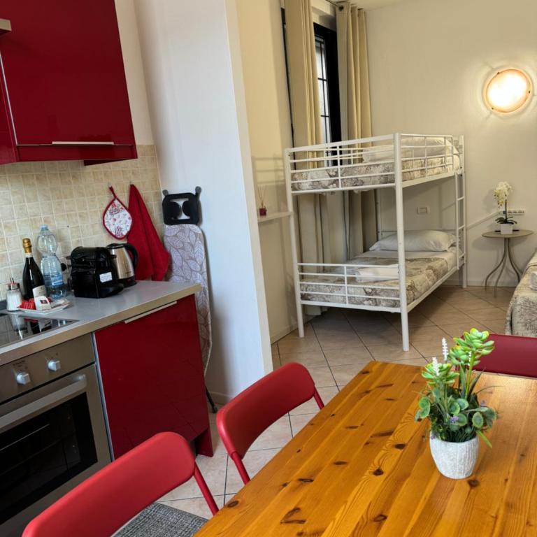 Aparthotel Dergano 1 & 3 near metro stop - One-Bedroom Apartment - 9
