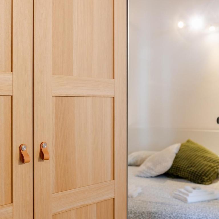 Apt in Storic Center with 10Min Walk to Duomo & Uffizi with 3BDR - Three-Bedroom Apartment - 13