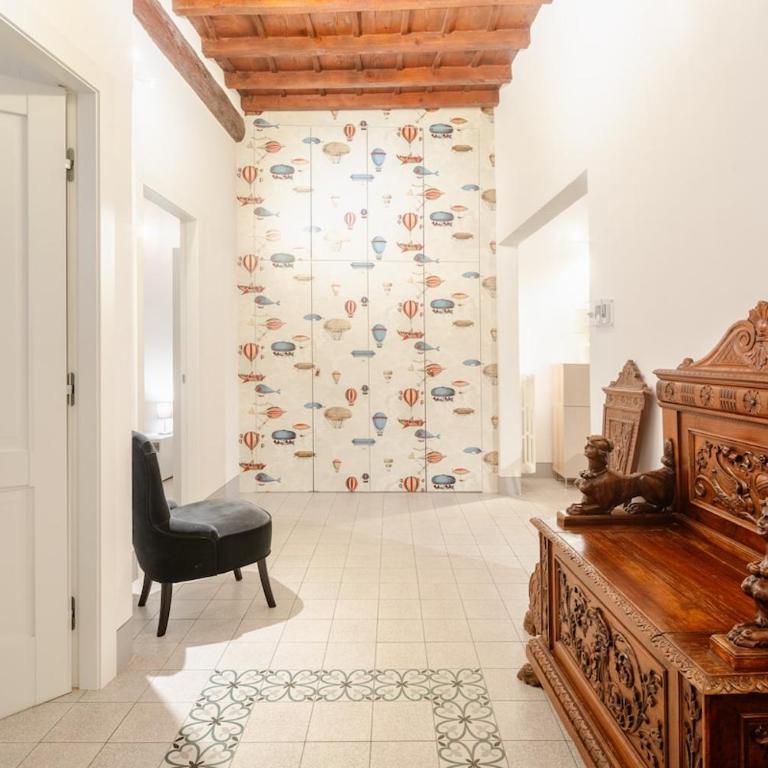 Apt in Storic Center with 10Min Walk to Duomo & Uffizi with 3BDR - Three-Bedroom Apartment - 28