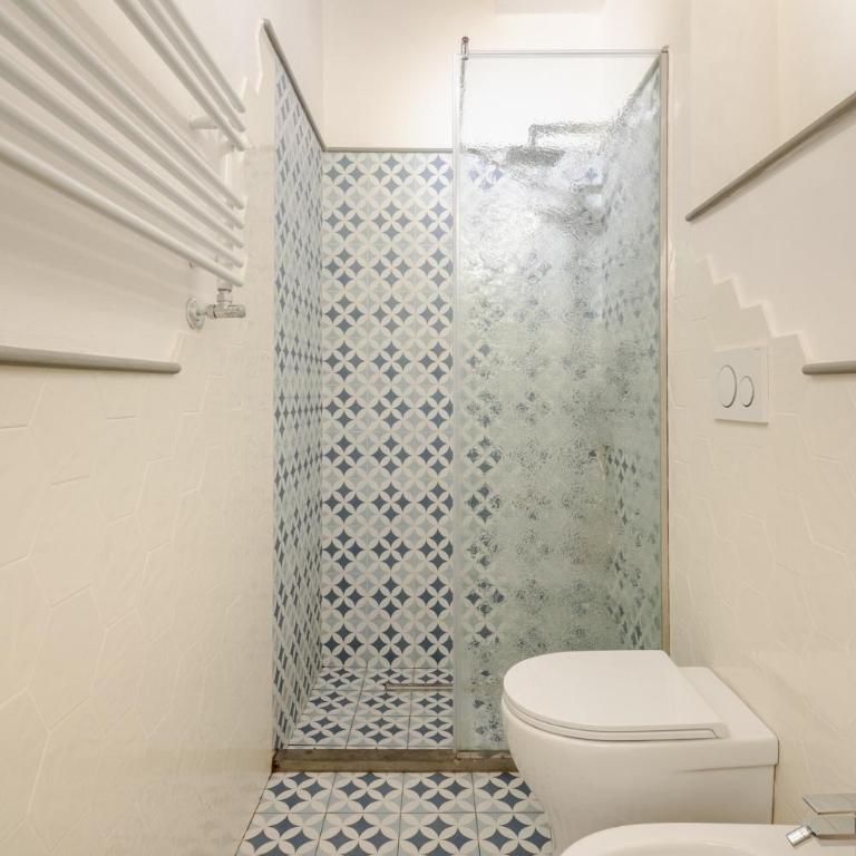 Apt in Storic Center with 10Min Walk to Duomo & Uffizi with 3BDR - Three-Bedroom Apartment - 31