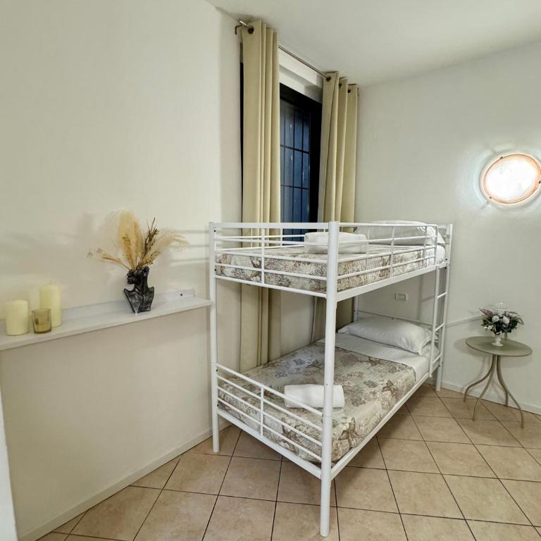 Aparthotel Dergano 1 & 3 near metro stop - One-Bedroom Apartment - 14