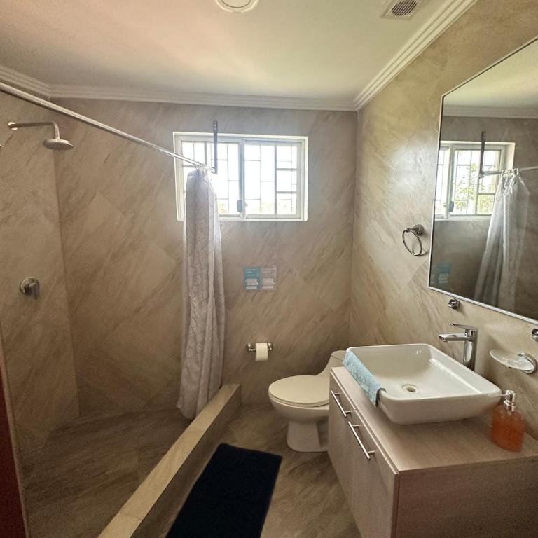 Casa vacacional con piscina - Casa con 1 dormitorio - 14