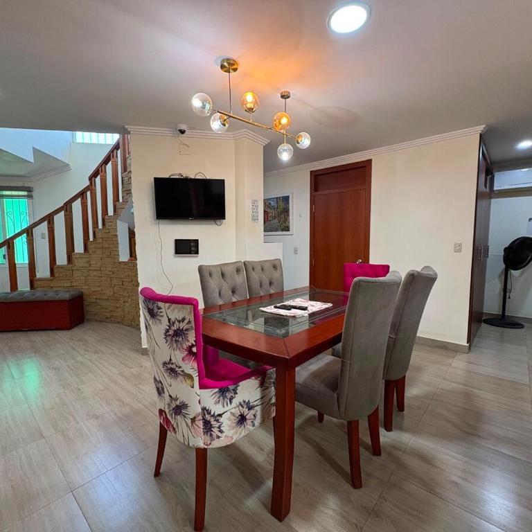 Casa vacacional con piscina - Casa con 1 dormitorio - 16