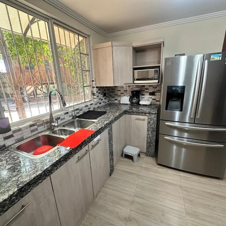 Casa vacacional con piscina - Casa con 1 dormitorio - 18