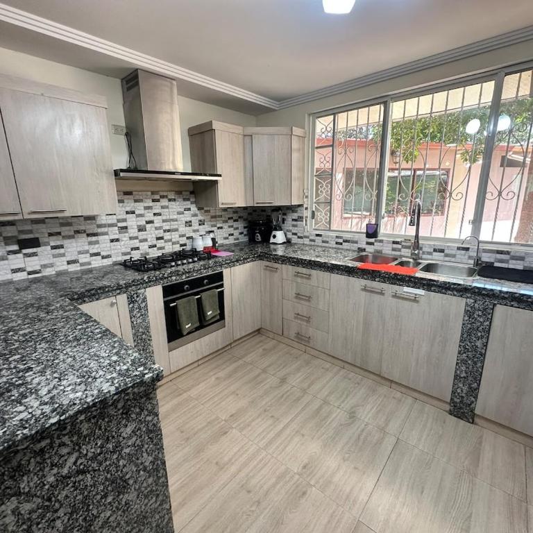 Casa vacacional con piscina - Casa con 1 dormitorio - 20