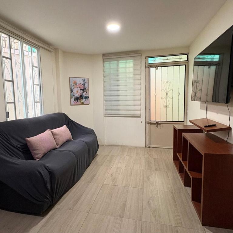 Casa vacacional con piscina - Casa con 1 dormitorio - 24