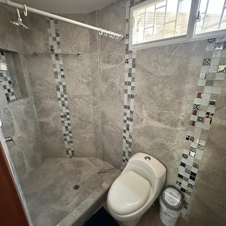 Casa vacacional con piscina - Casa con 1 dormitorio - 25