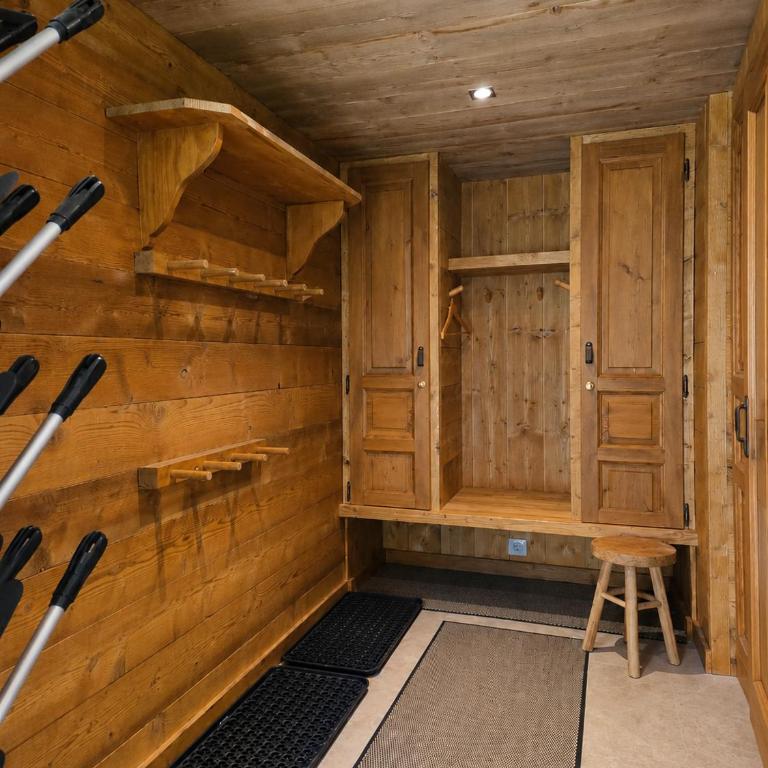 Méribel - 200 m des pistes de ski - Appartement dans chalet - parking privé - Appartement 3 Chambres - 16