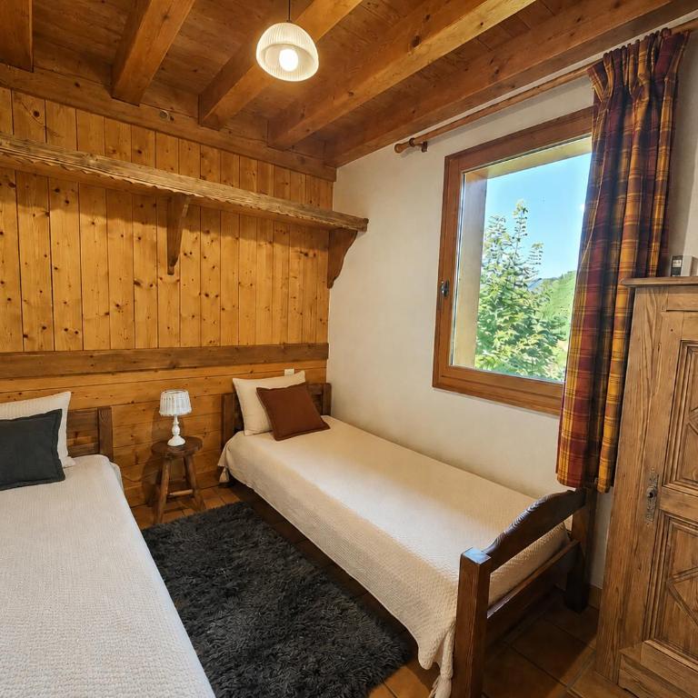 Méribel - 200 m des pistes de ski - Appartement dans chalet - parking privé - Appartement 3 Chambres - 14